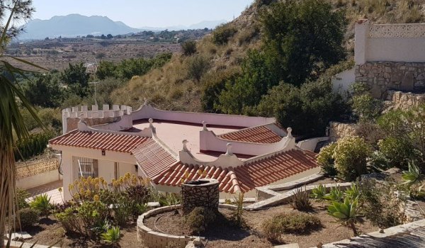 lavinia-naturist-resort-4.1-villa-melodia-1024x498